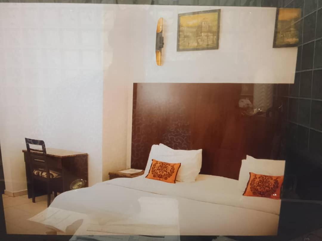 Diamond Lane Hotel Abuja Luaran gambar