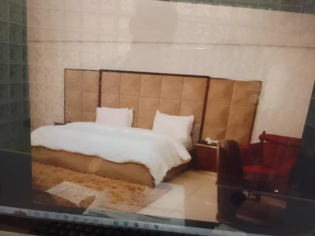 Diamond Lane Hotel Abuja Luaran gambar